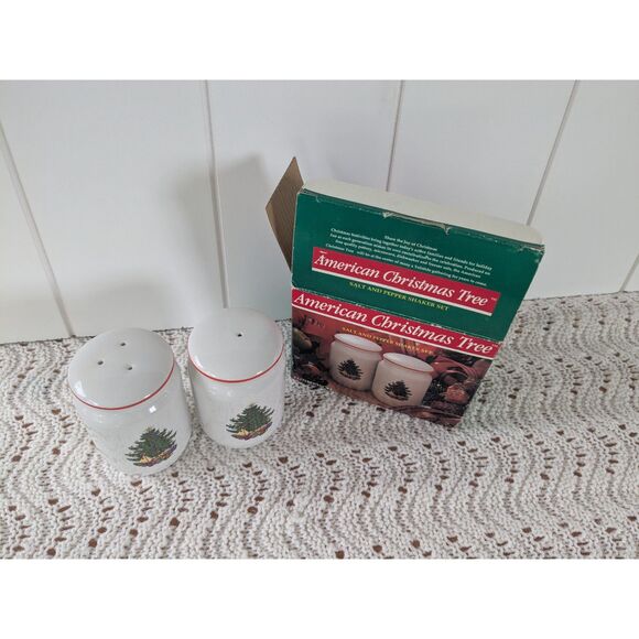 Cuthbertson American Christmas Tree Salt and Pepper Shaker Set - Picture 5 of 5